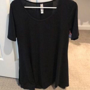Black LulaRoe perfect tee